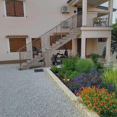 Bernarda Apartment