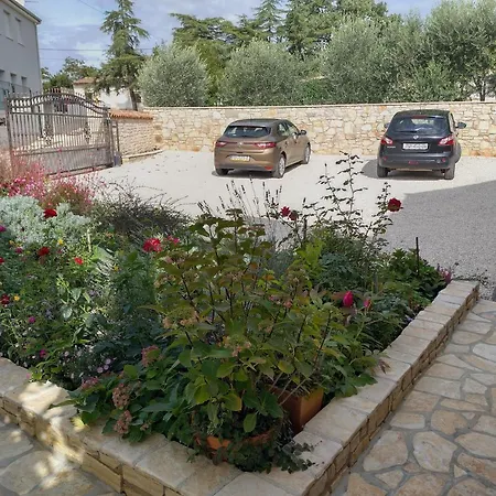 Apartment Bernarda *