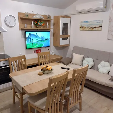 Bernarda Apartment