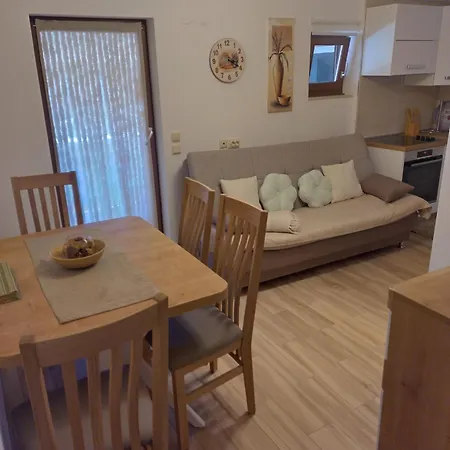 Apartment Bernarda *