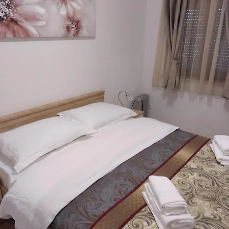 Apartment Bernarda *